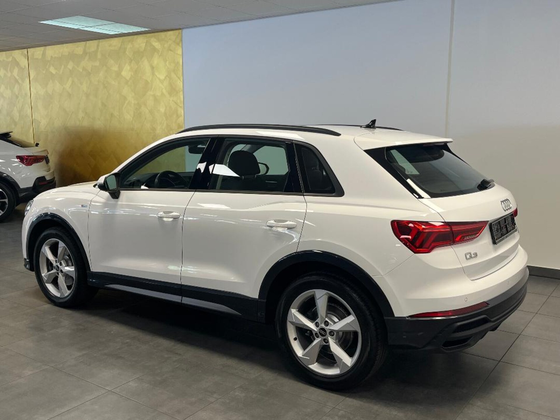Audi Q3 SUV S line