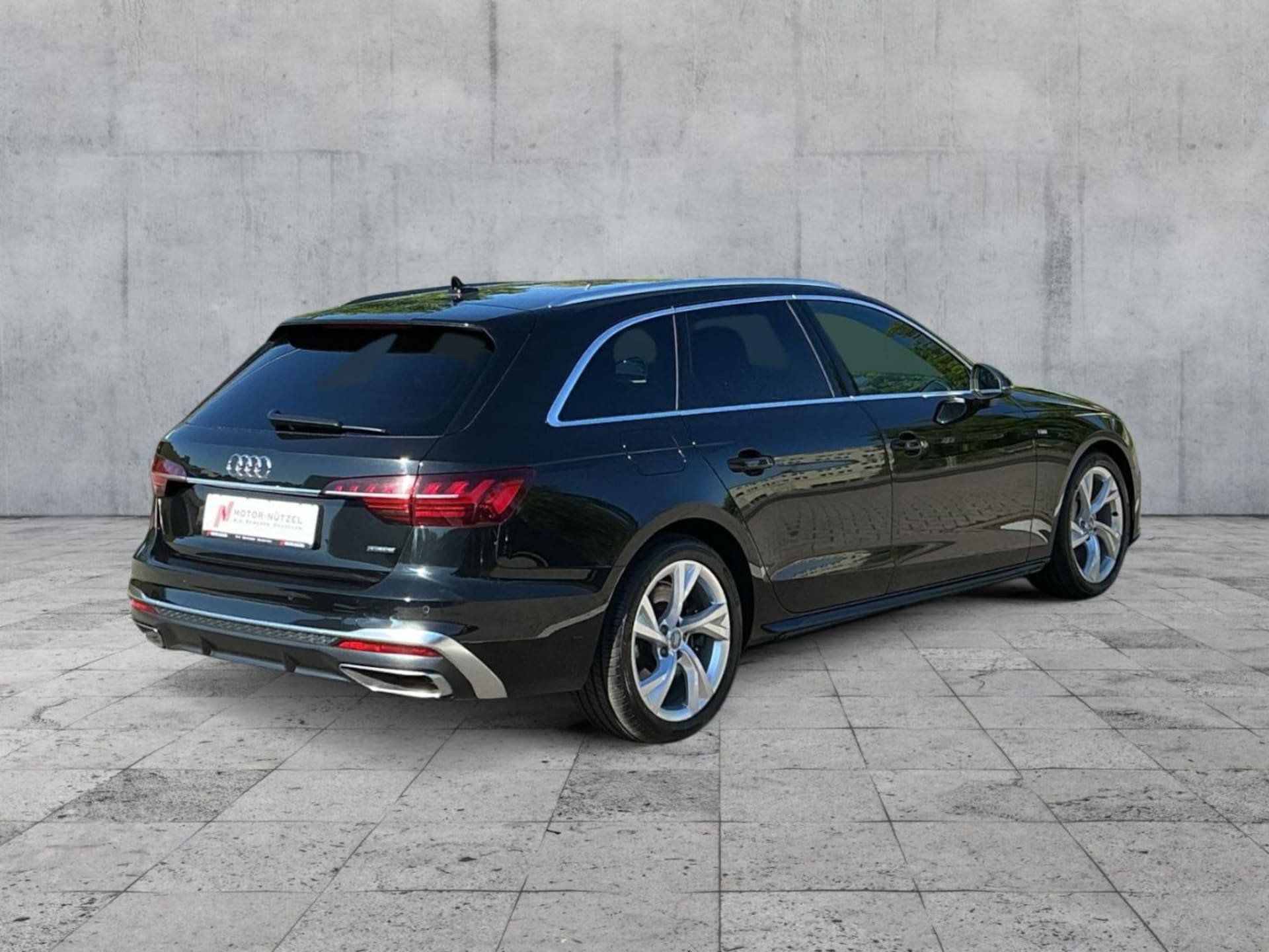 Audi A4 Avant S line