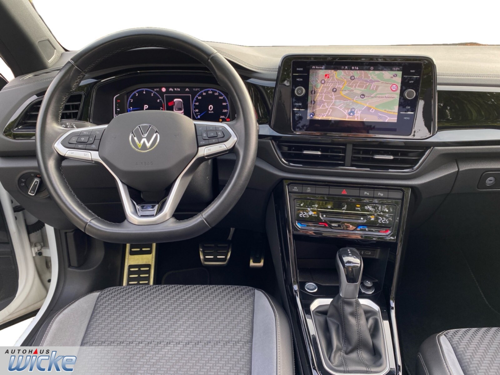 Volkswagen T-Roc Cabriolet – Bild 9