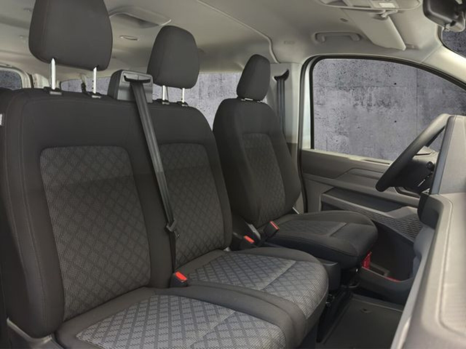 Volkswagen Transporter Kombi langer Radstand – Bild 10