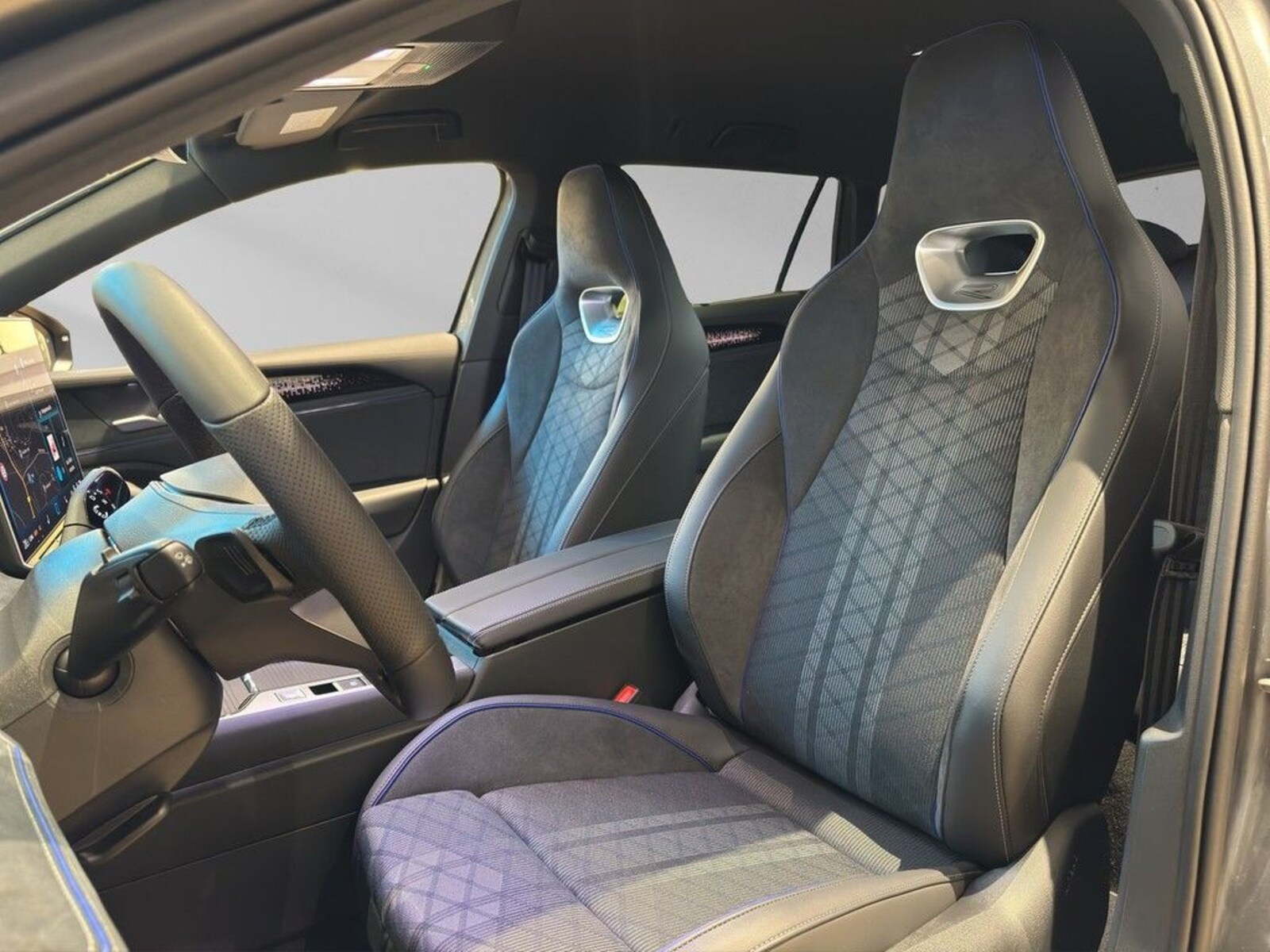 Volkswagen Passat – Bild 11