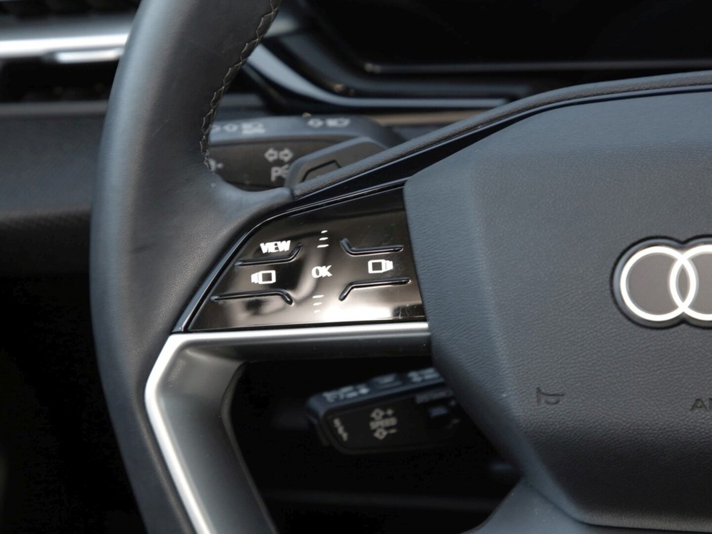Bild über Audi A5 Avant TFSI S tronic - für weitere Informationen kontaktieren Sie den Audi Partner