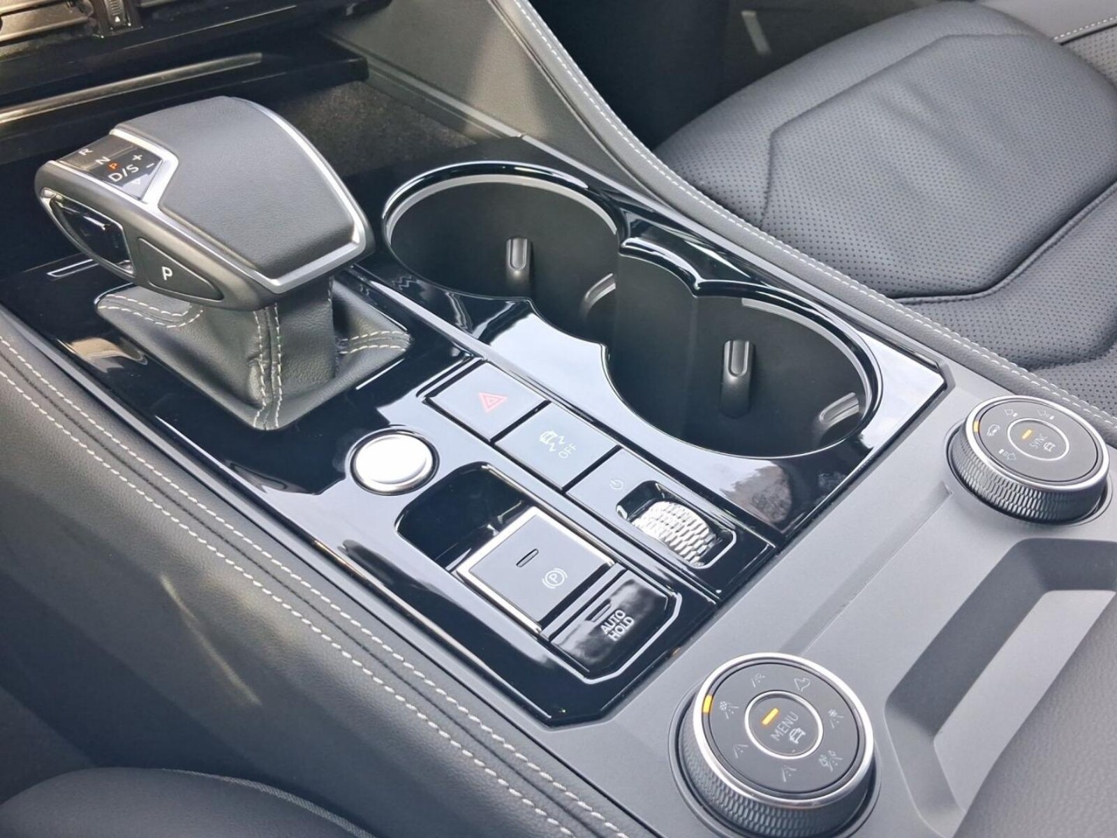 Volkswagen Touareg – Bild 10