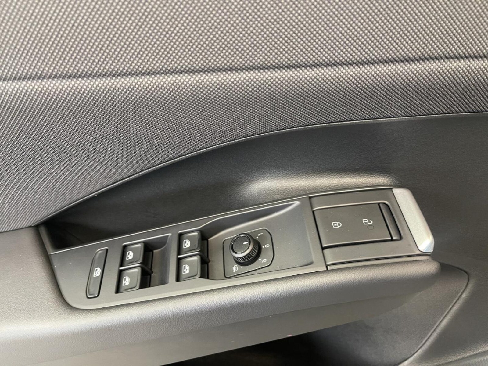 Volkswagen T-Roc – Bild 9