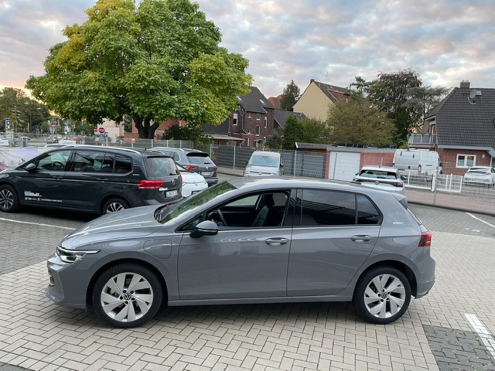 Volkswagen Golf – Bild 2