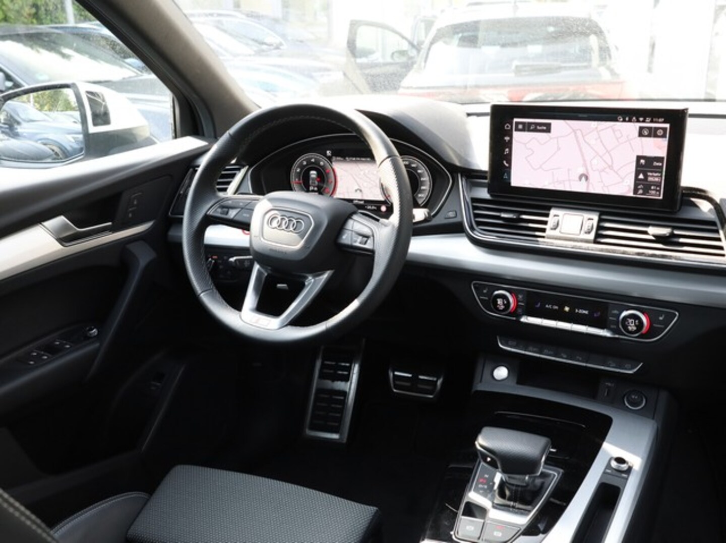 Bild über Audi Q5 Sportback 40 TFSI quattro S tronic - für weitere Informationen kontaktieren Sie den Audi Partner