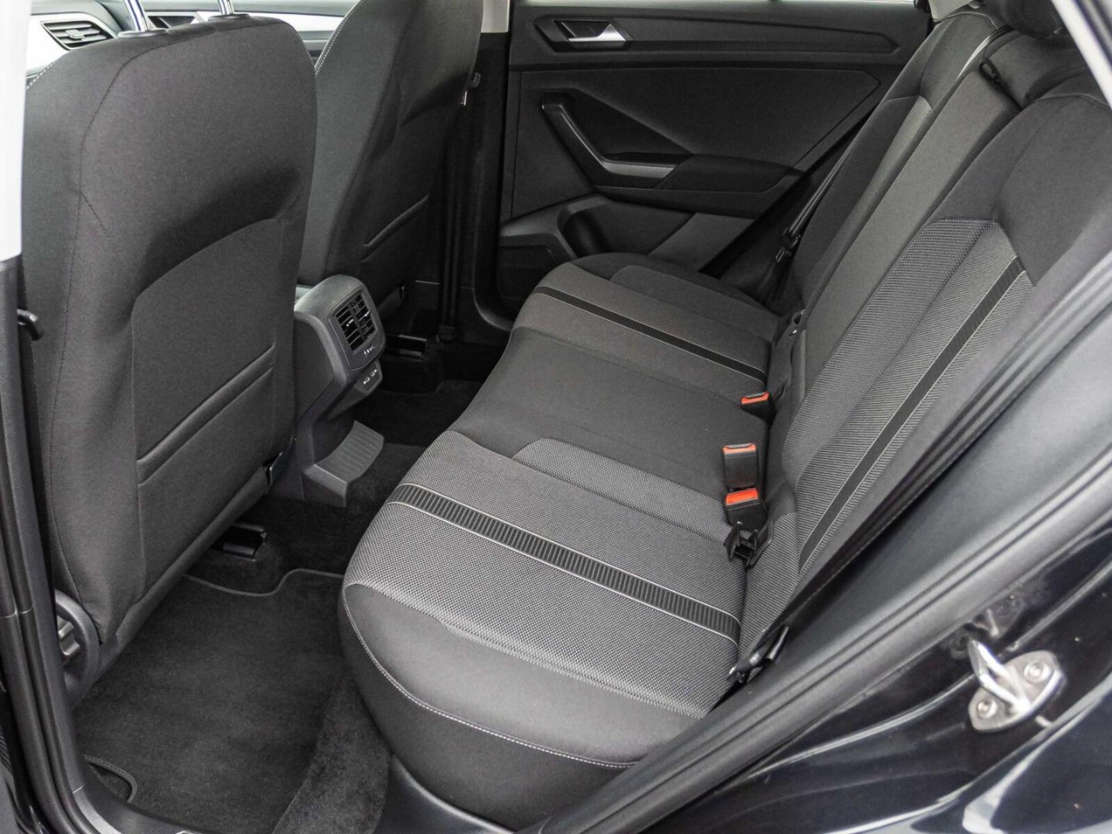 Volkswagen T-Roc – Bild 16