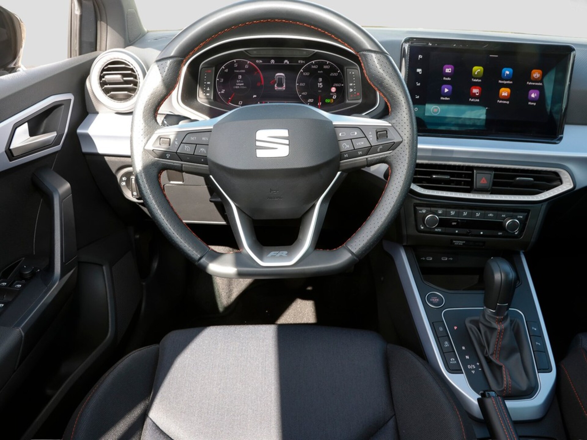 SEAT Arona FR