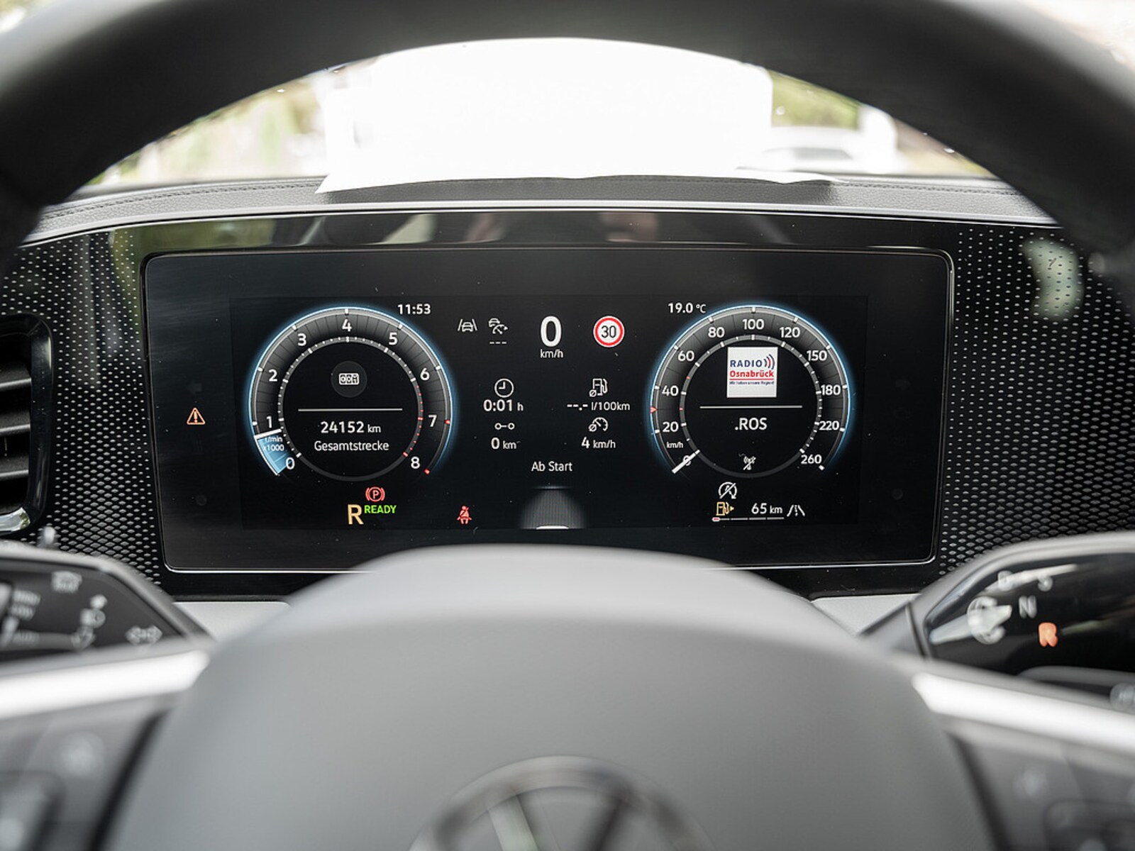 Volkswagen Passat – Bild 11