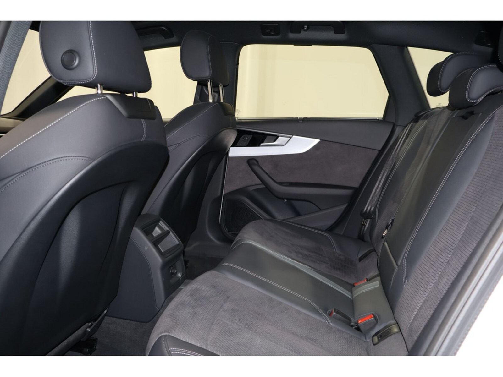 Audi A4 Avant – Bild 12