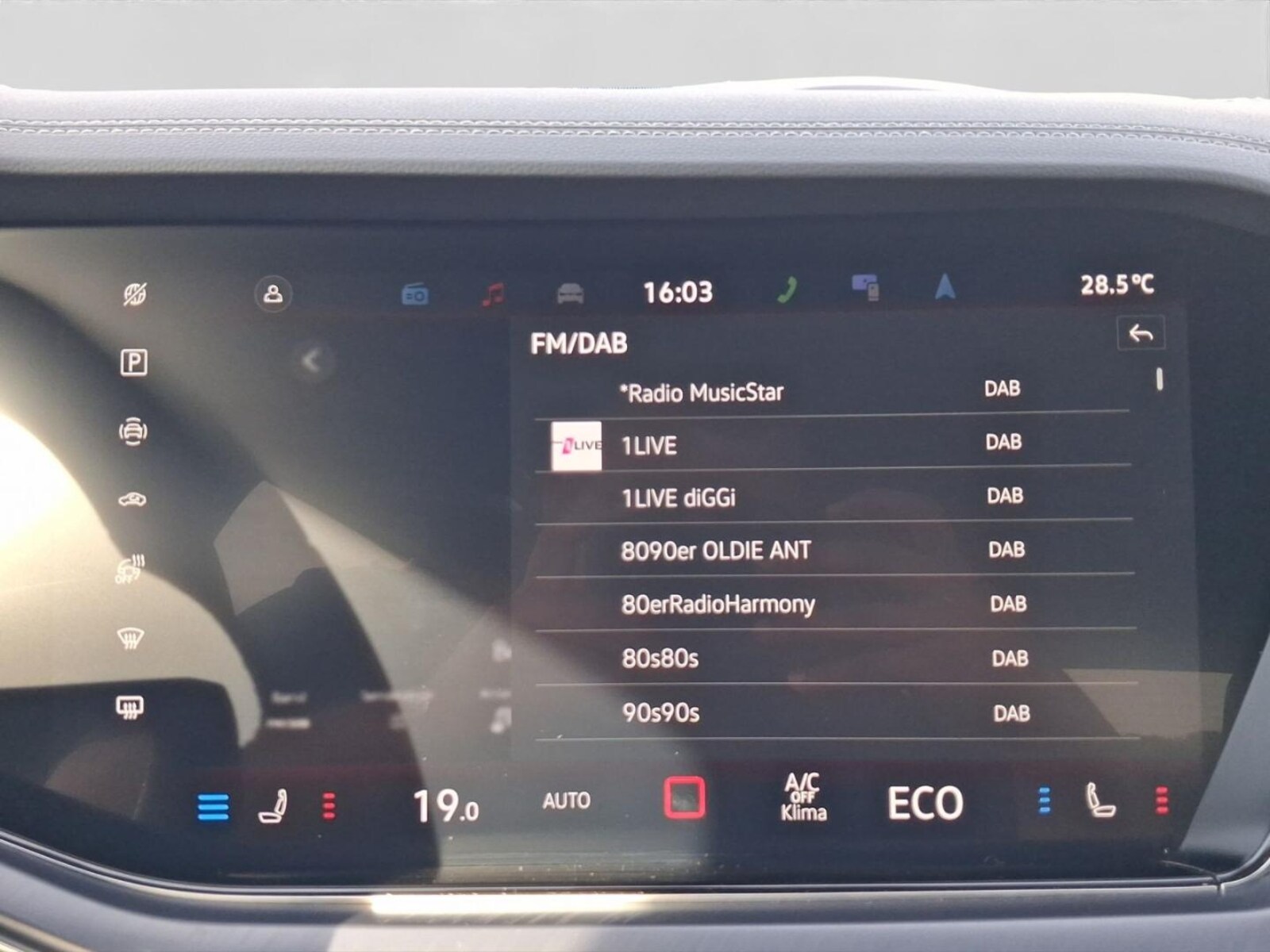 Volkswagen Touareg – Bild 14