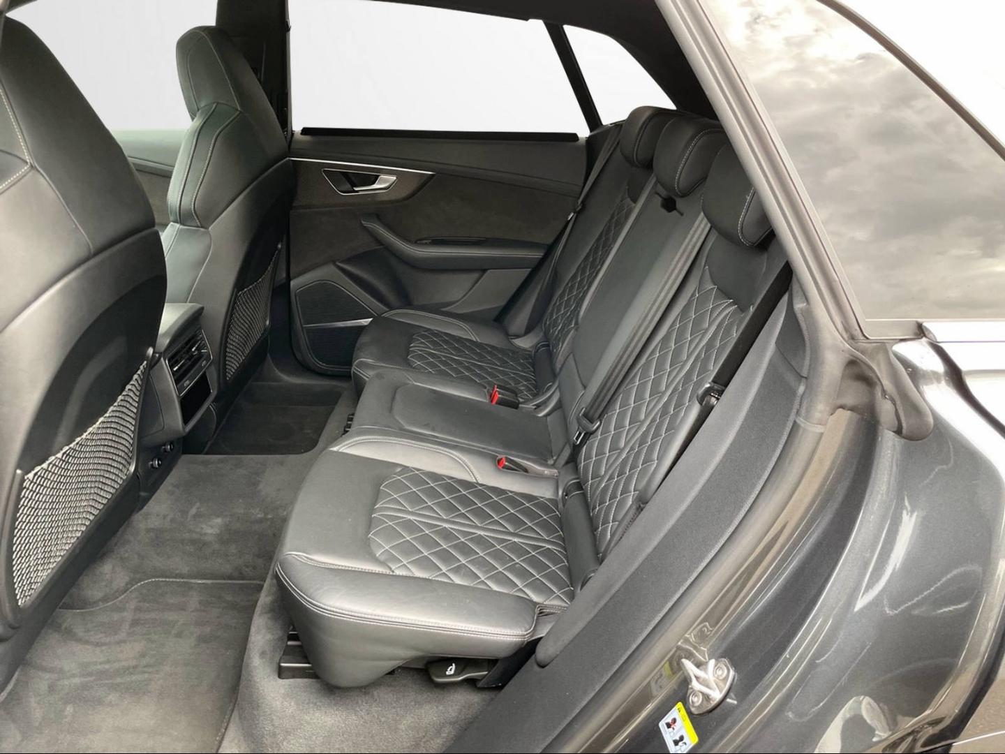Image about Audi SQ8 SQ8 TDI 320 kW (435 PS) tiptronic