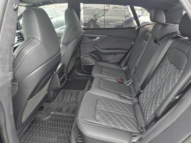 2025 Audi SQ8 Prestige - Photo 13