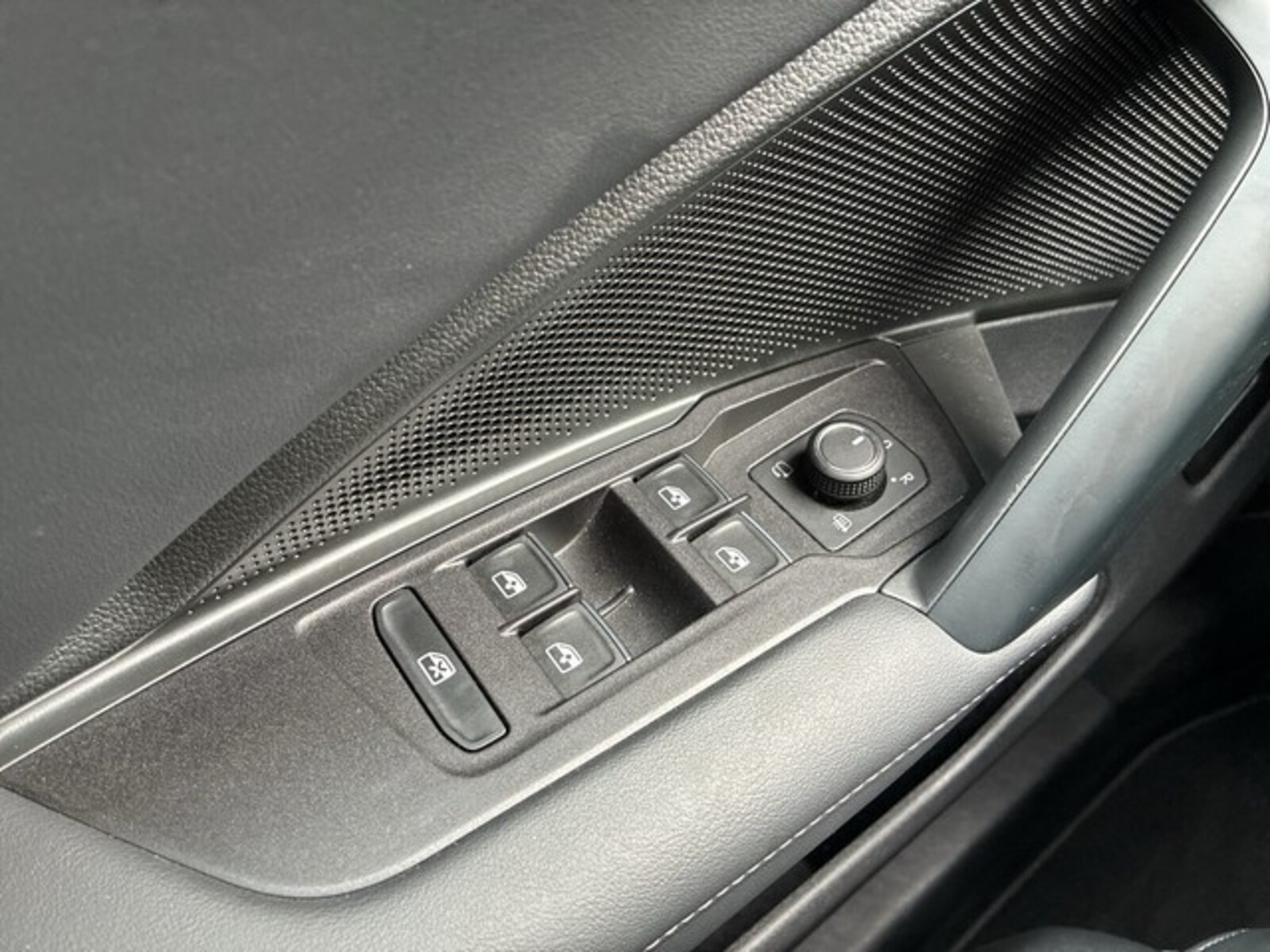 Volkswagen Tiguan – Bild 28