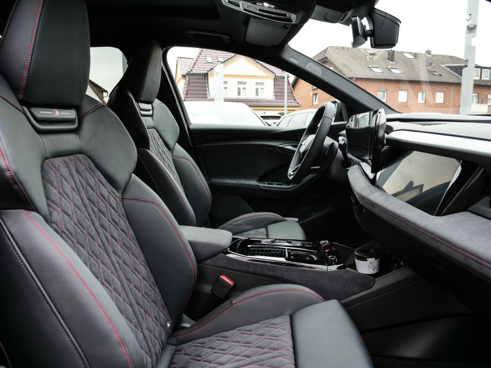Audi Q6 e-tron – Bild 16