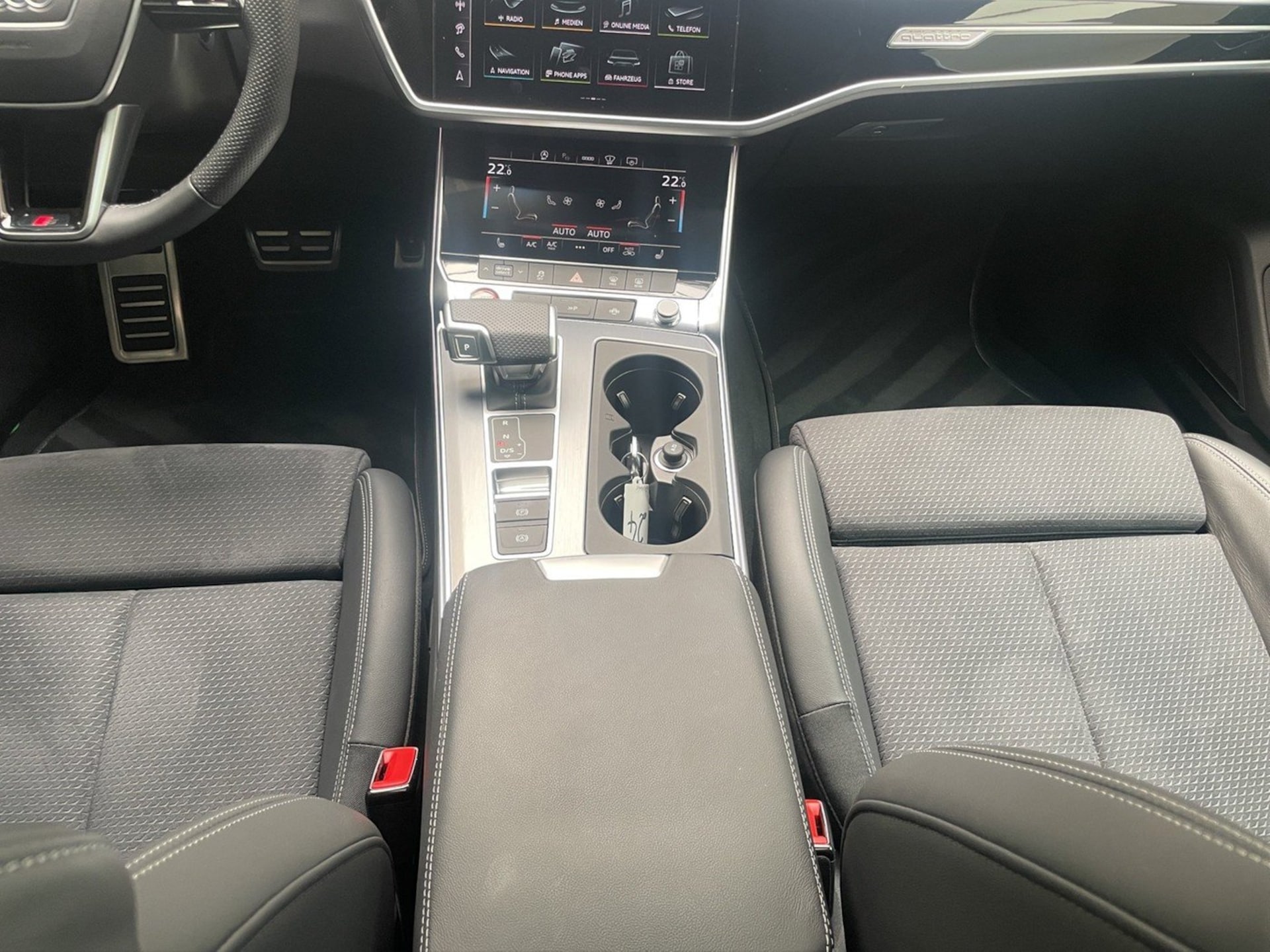 Audi S6 Avant