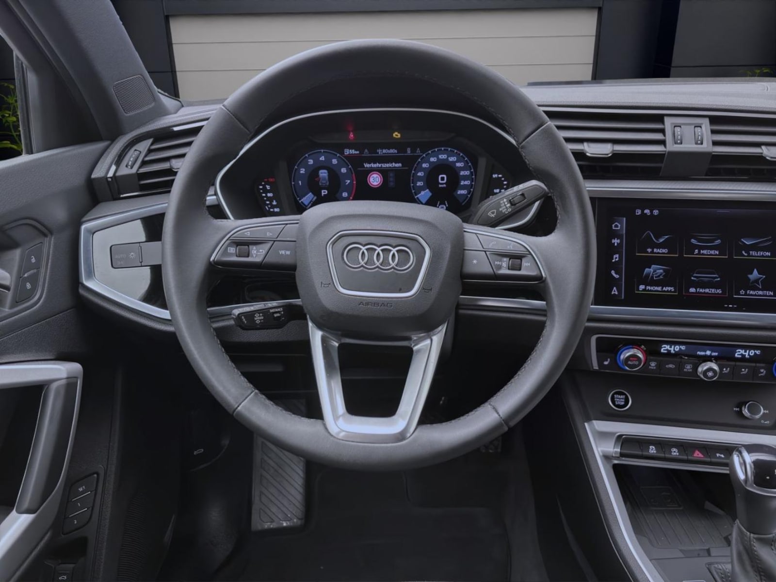 Audi Q3 – Bild 12