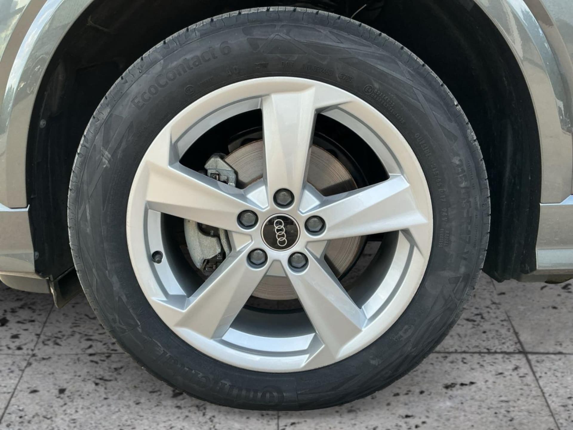 Audi Q2 S line