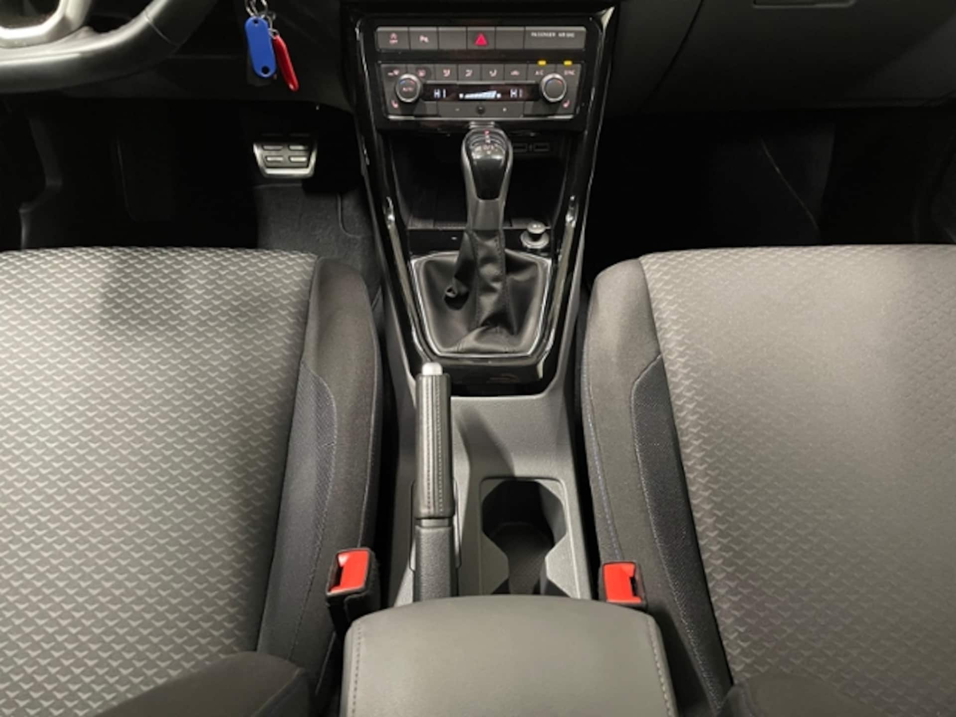 Volkswagen T-Cross United