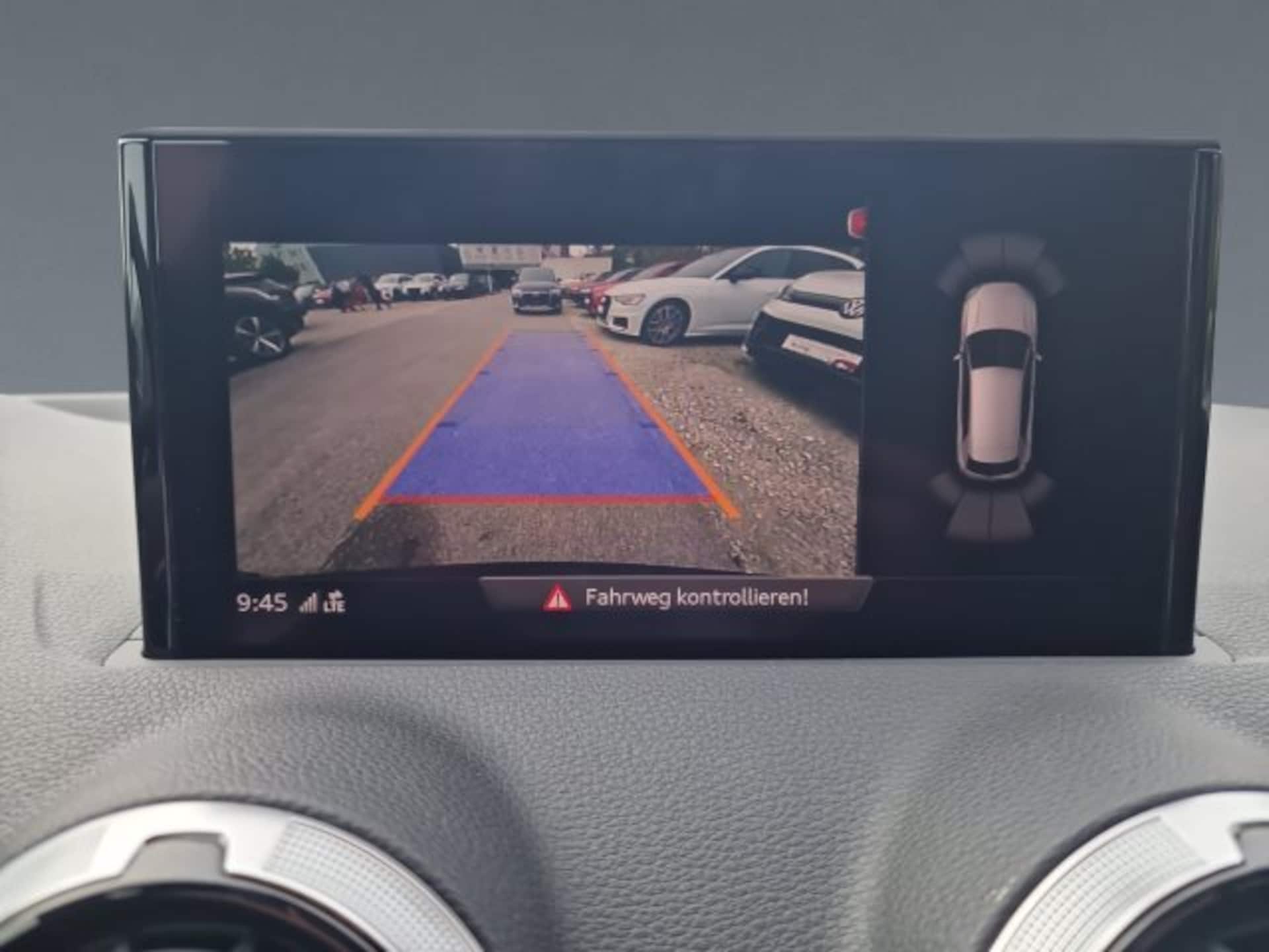 Audi Q2 S line