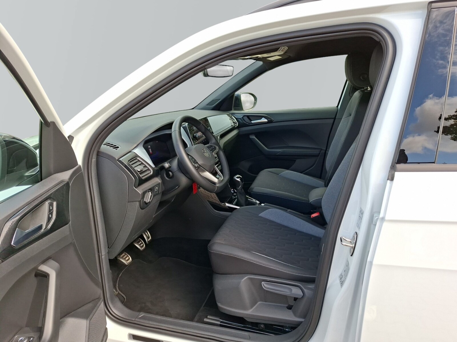 Volkswagen T-Cross – Bild 8