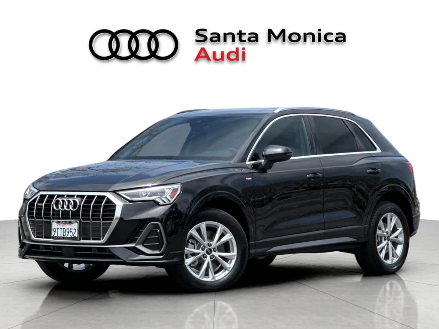 2025 Audi Q3 45 TFSI S Line Premium quattro's photo