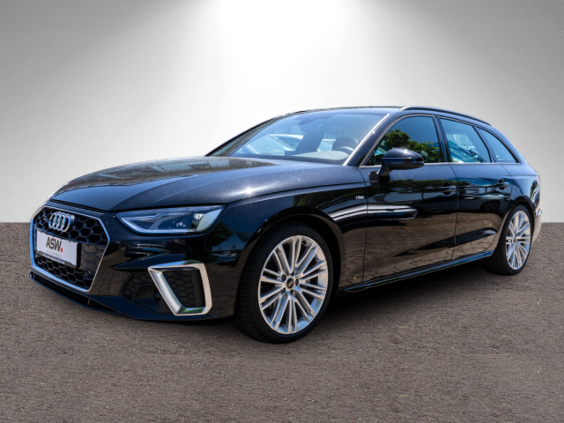 Audi A4 Avant S line