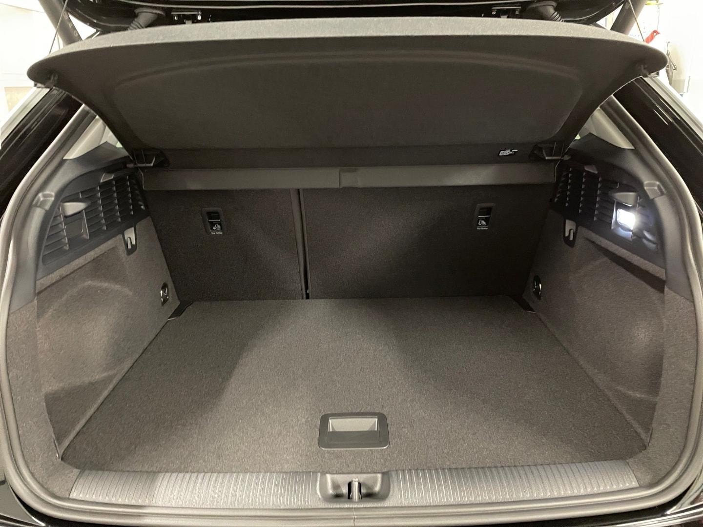 Bild über Audi Q2 S line 35 TFSI S tronic - für weitere Informationen kontaktieren Sie den Audi Partner