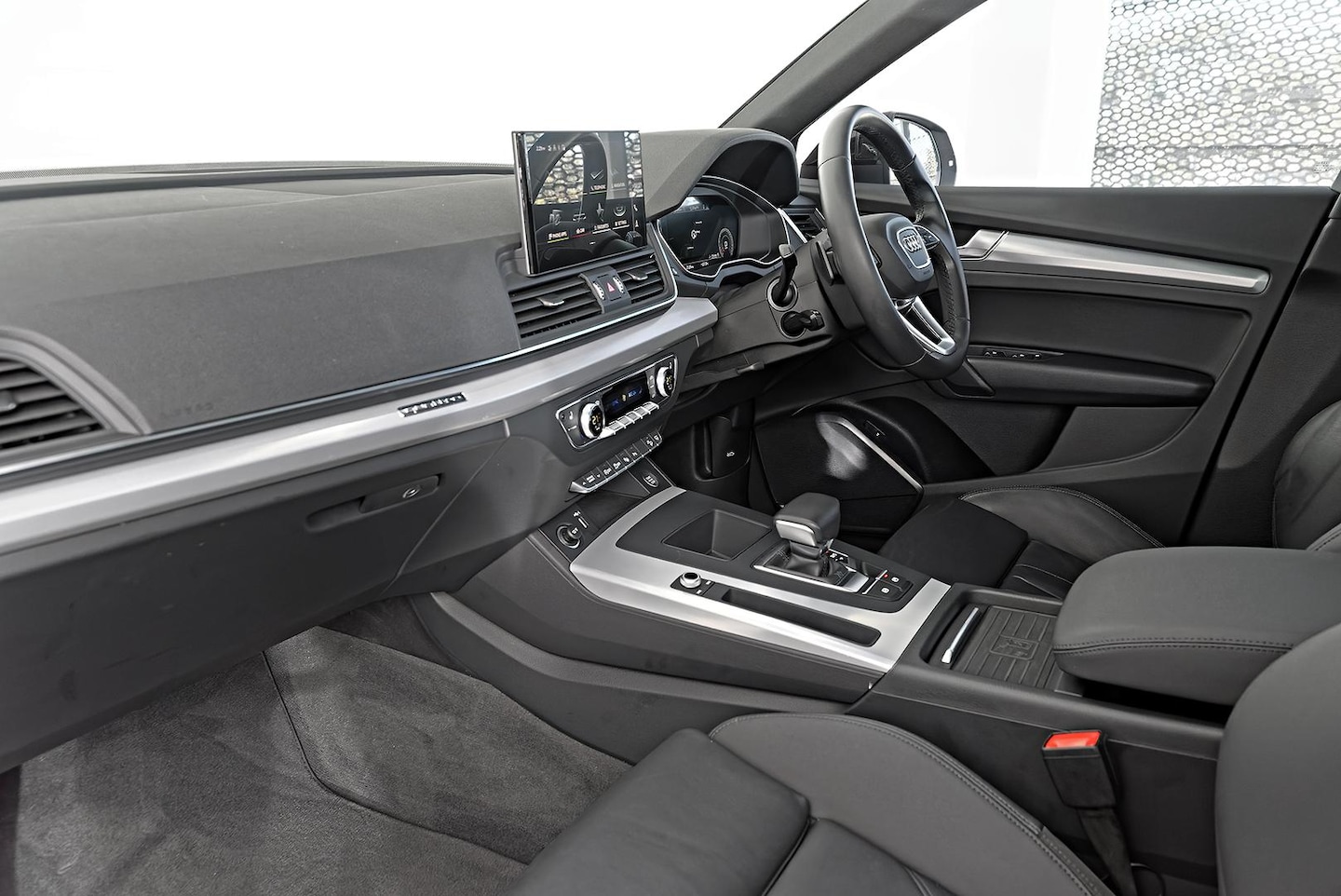 Image about Audi Q5 sport 40 TDI quattro S tronic