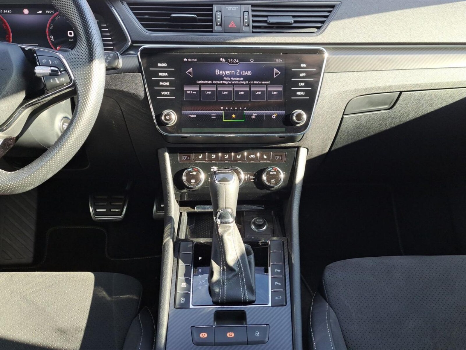 Škoda Superb Combi – Bild 7