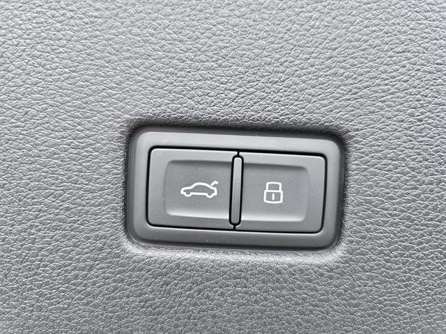 2025 Audi SQ8 Prestige - Photo 15