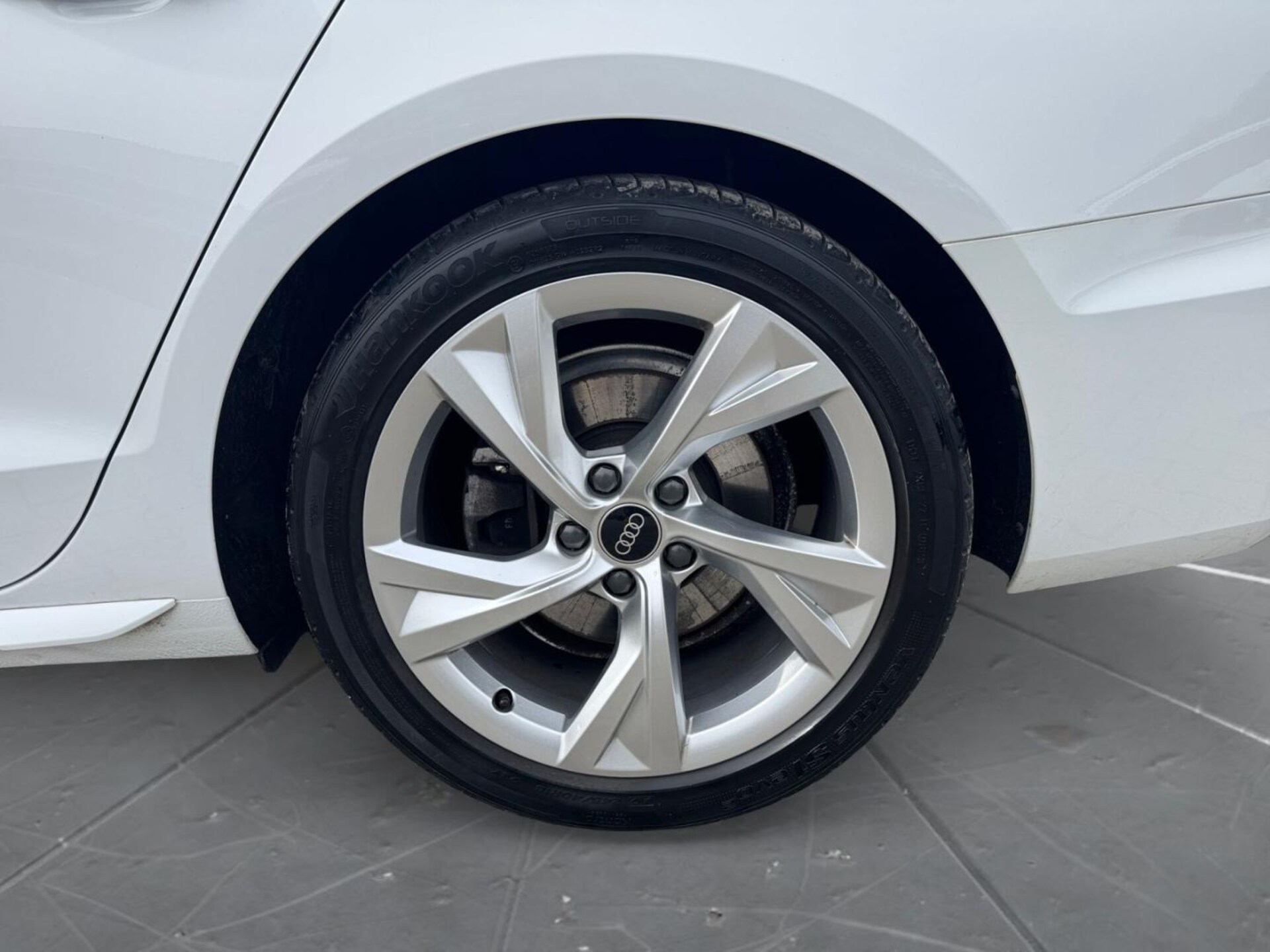 Audi A4 Avant S line