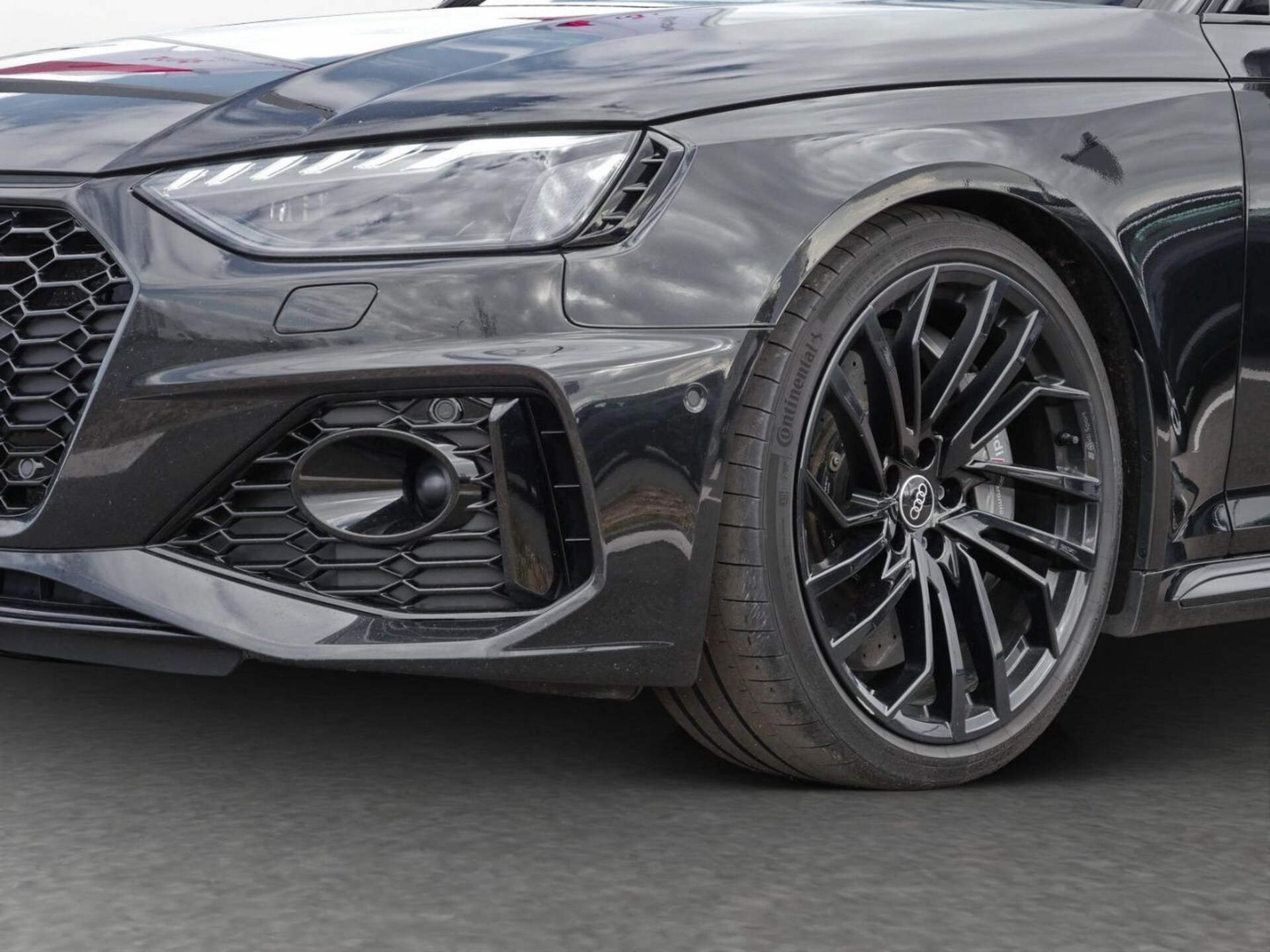 Audi RS 4 Avant