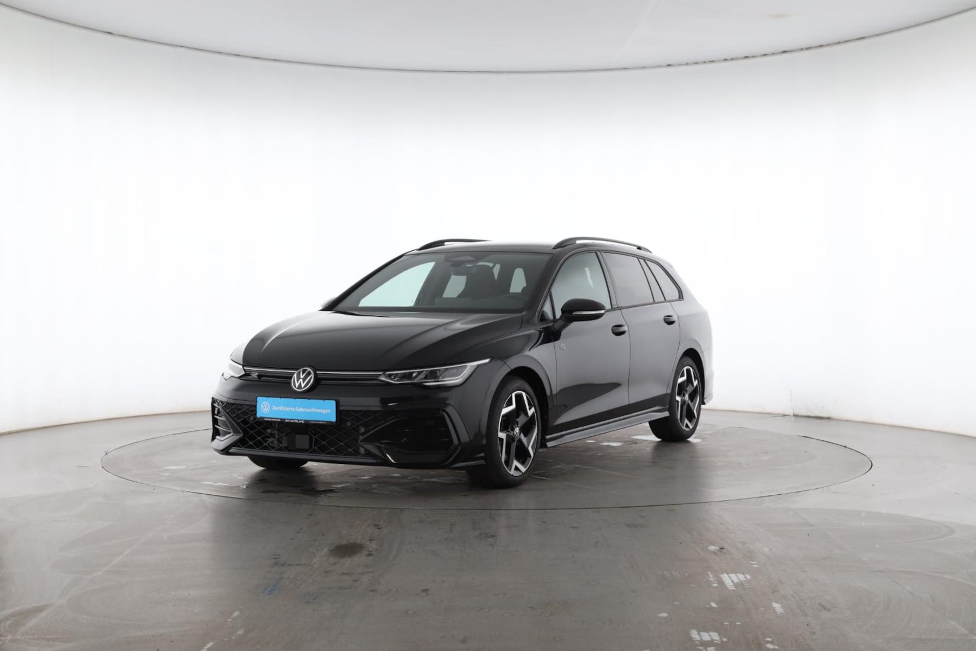 Volkswagen Golf Variant R-Line