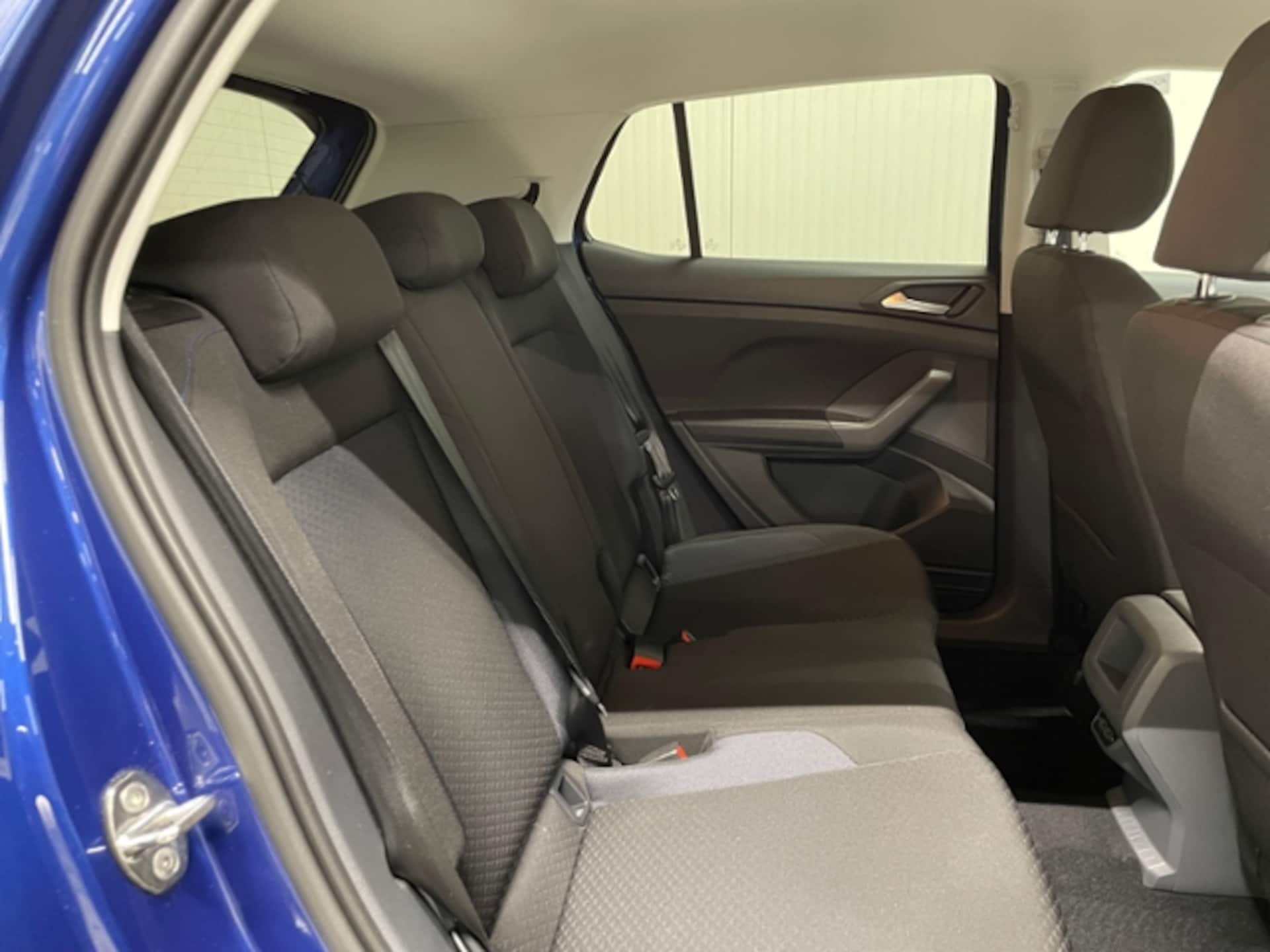 Volkswagen T-Cross United