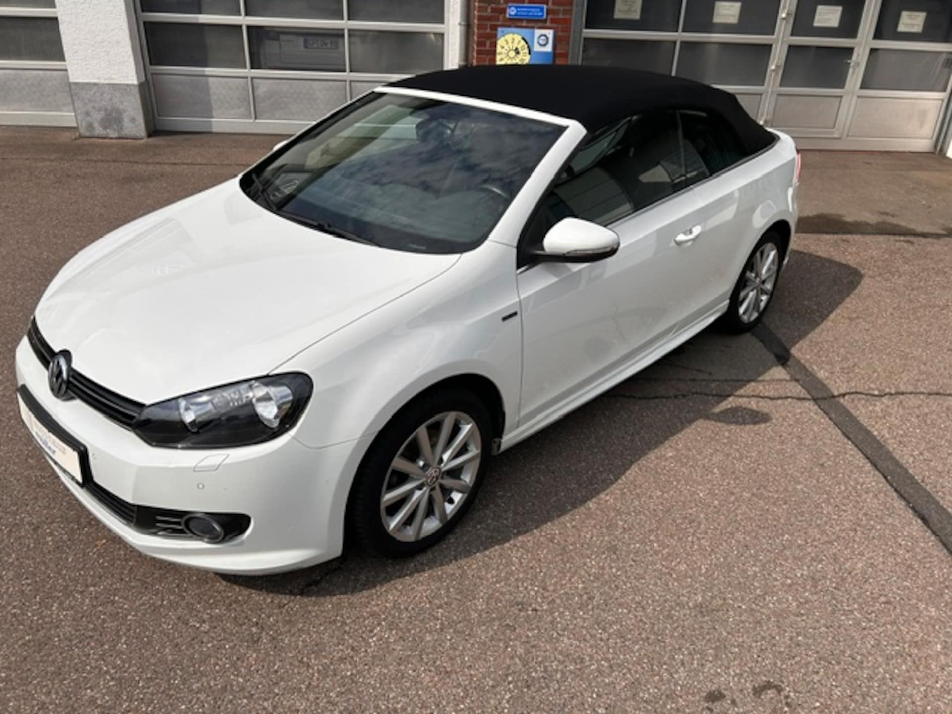 Volkswagen Golf Cabriolet LOUNGE