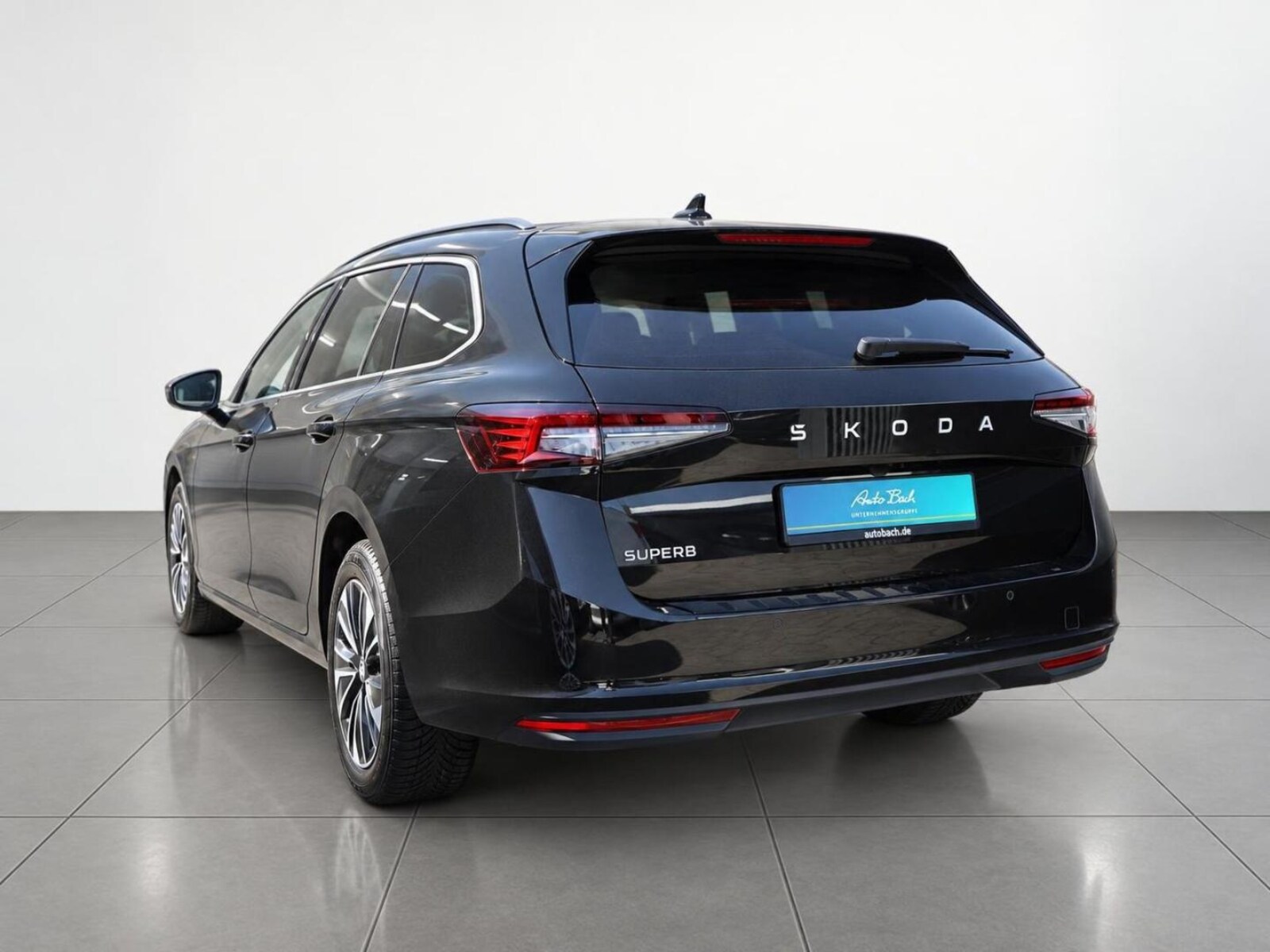 Škoda Superb Combi – Bild 6