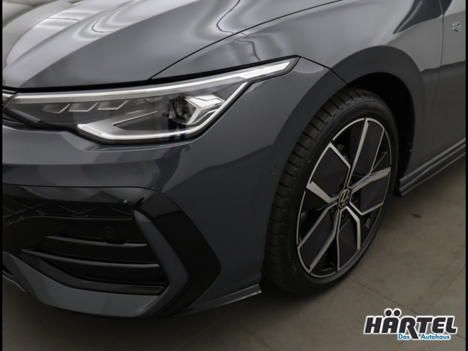 Volkswagen Golf Variant R-Line