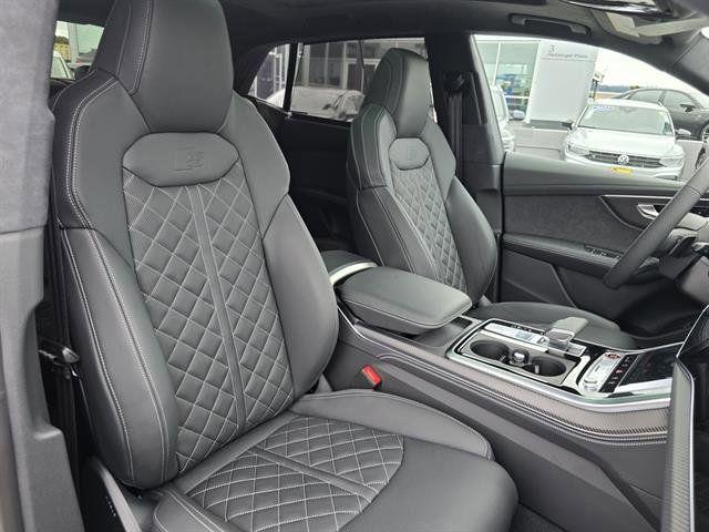 2025 Audi SQ8 Prestige - Photo 17