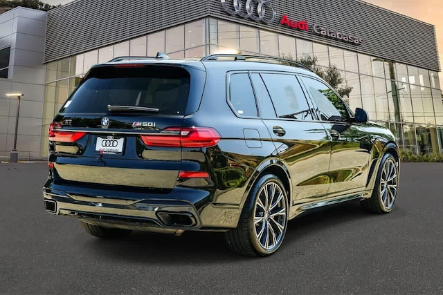 2022 BMW X7