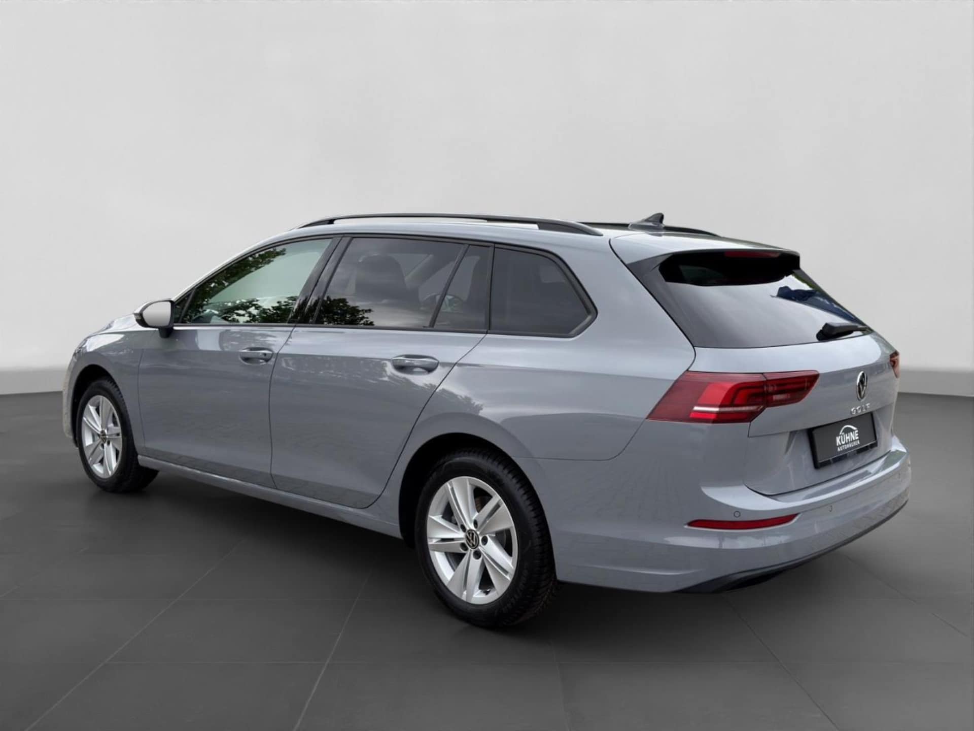 Volkswagen Golf Variant Life