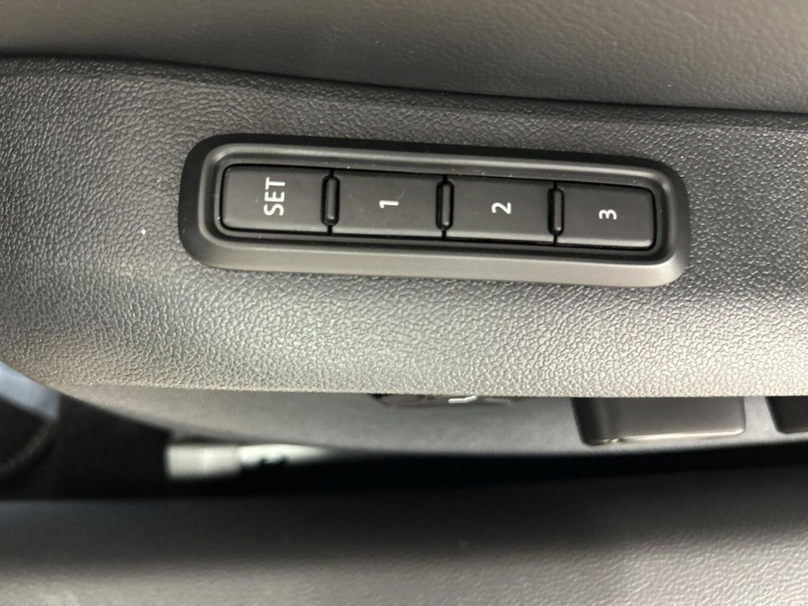 Volkswagen Passat – Bild 27