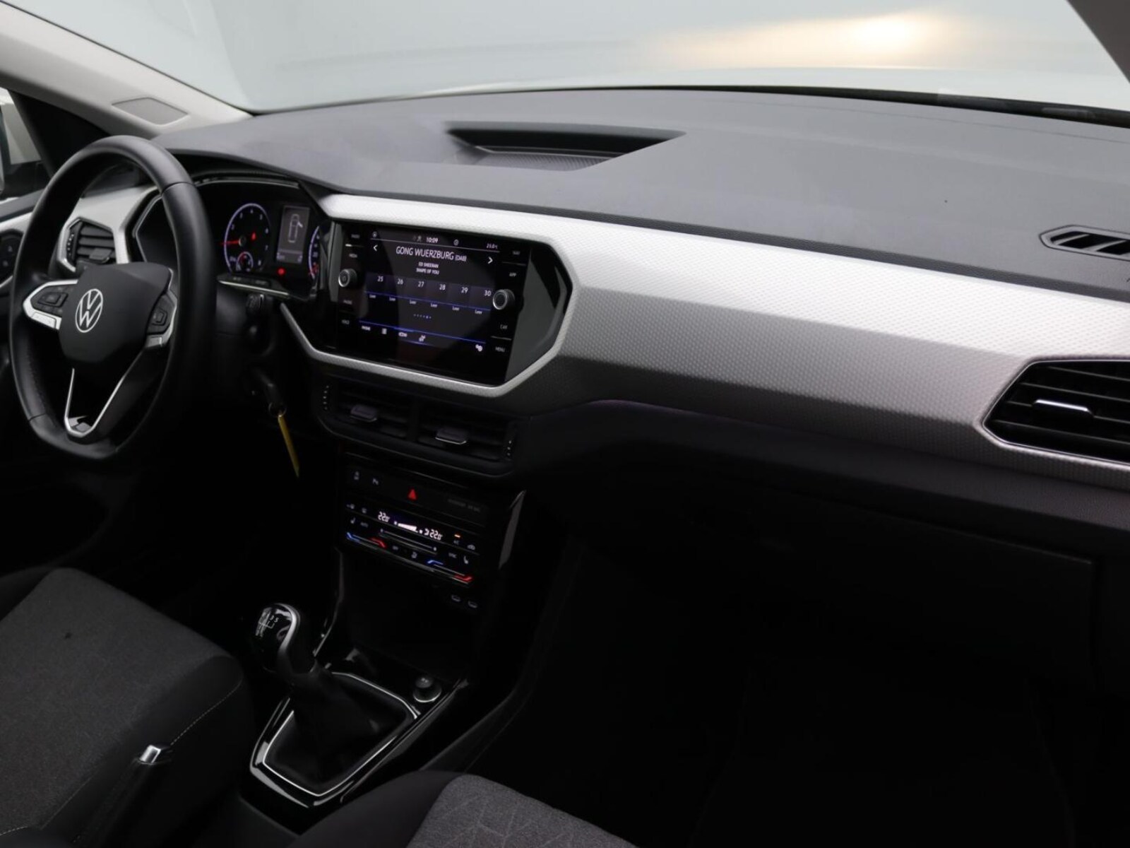 Volkswagen T-Cross – Bild 9