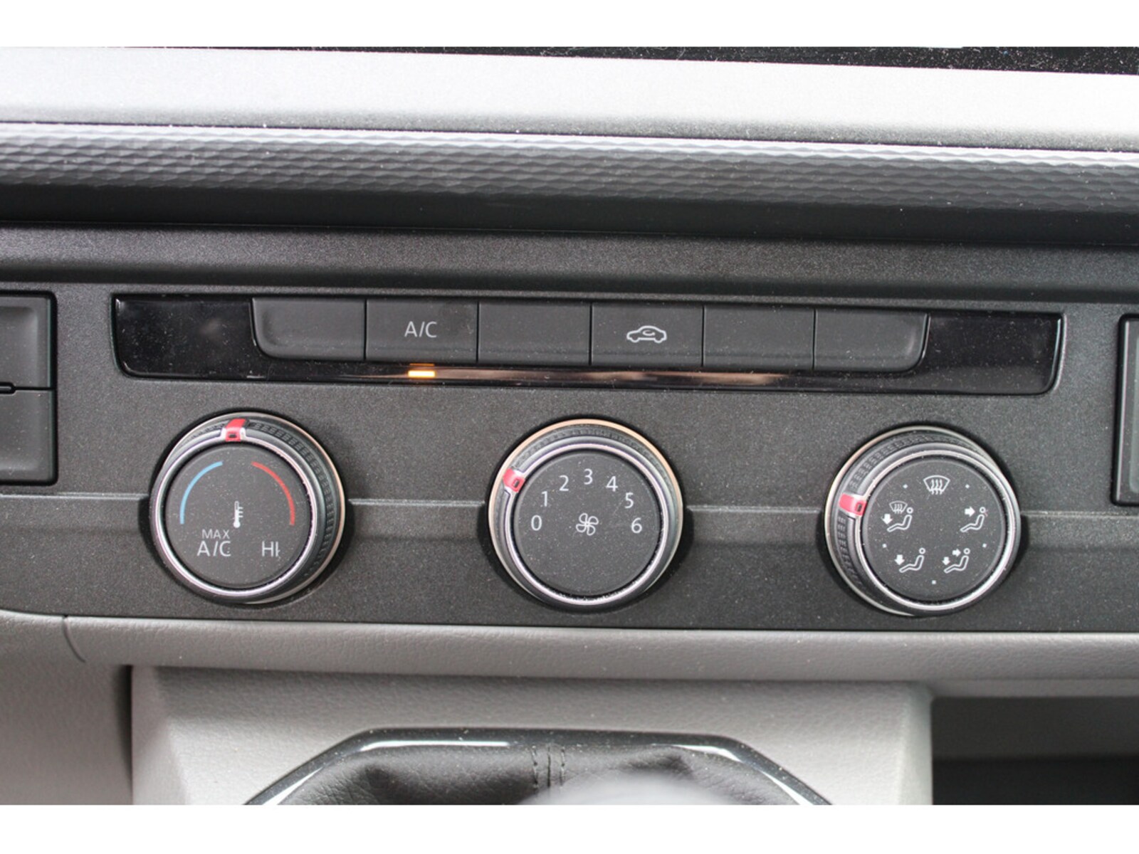 Volkswagen T6.1 Transporter Kasten langer Radstand – Bild 19