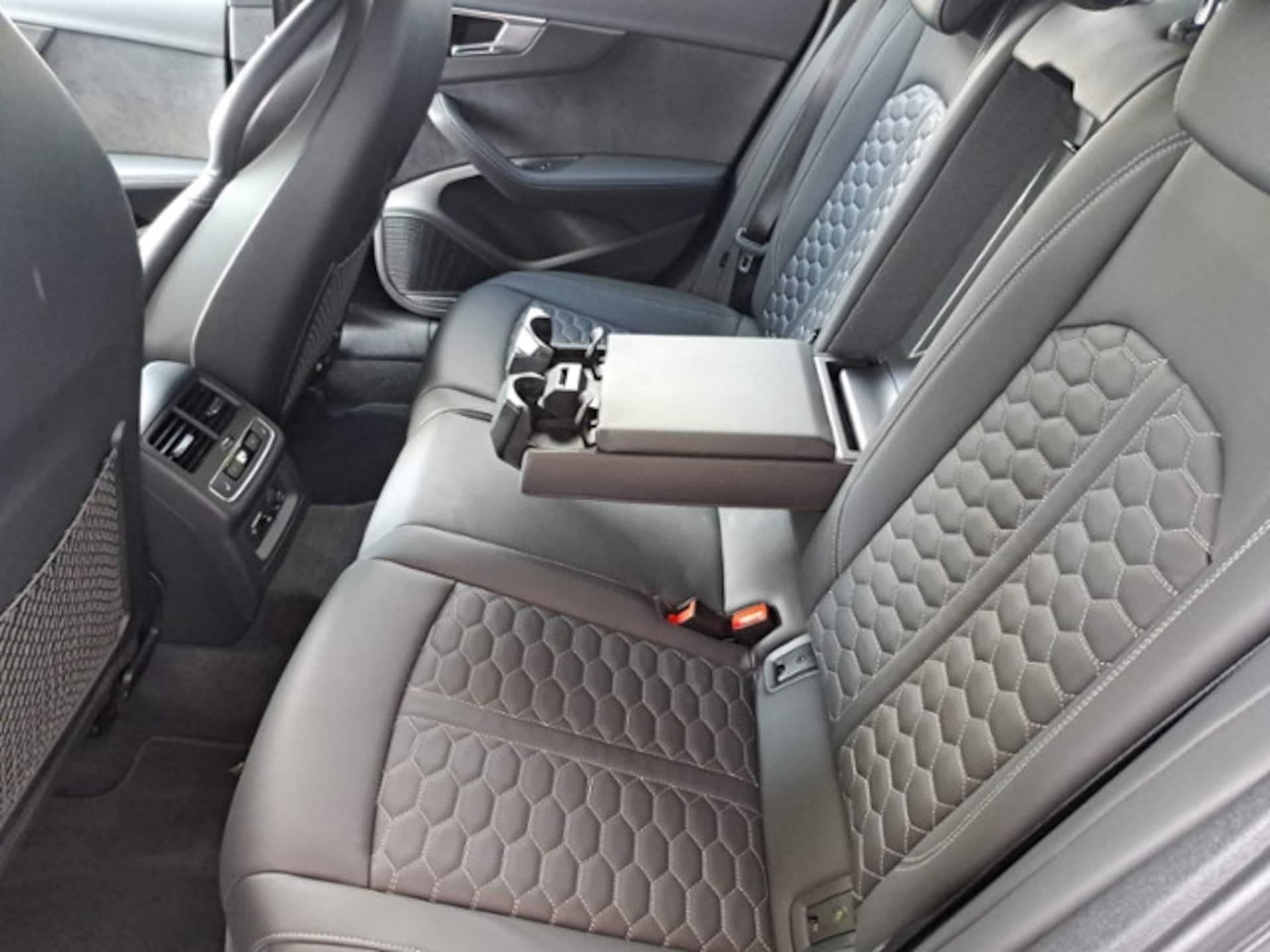 Audi RS 4 Avant