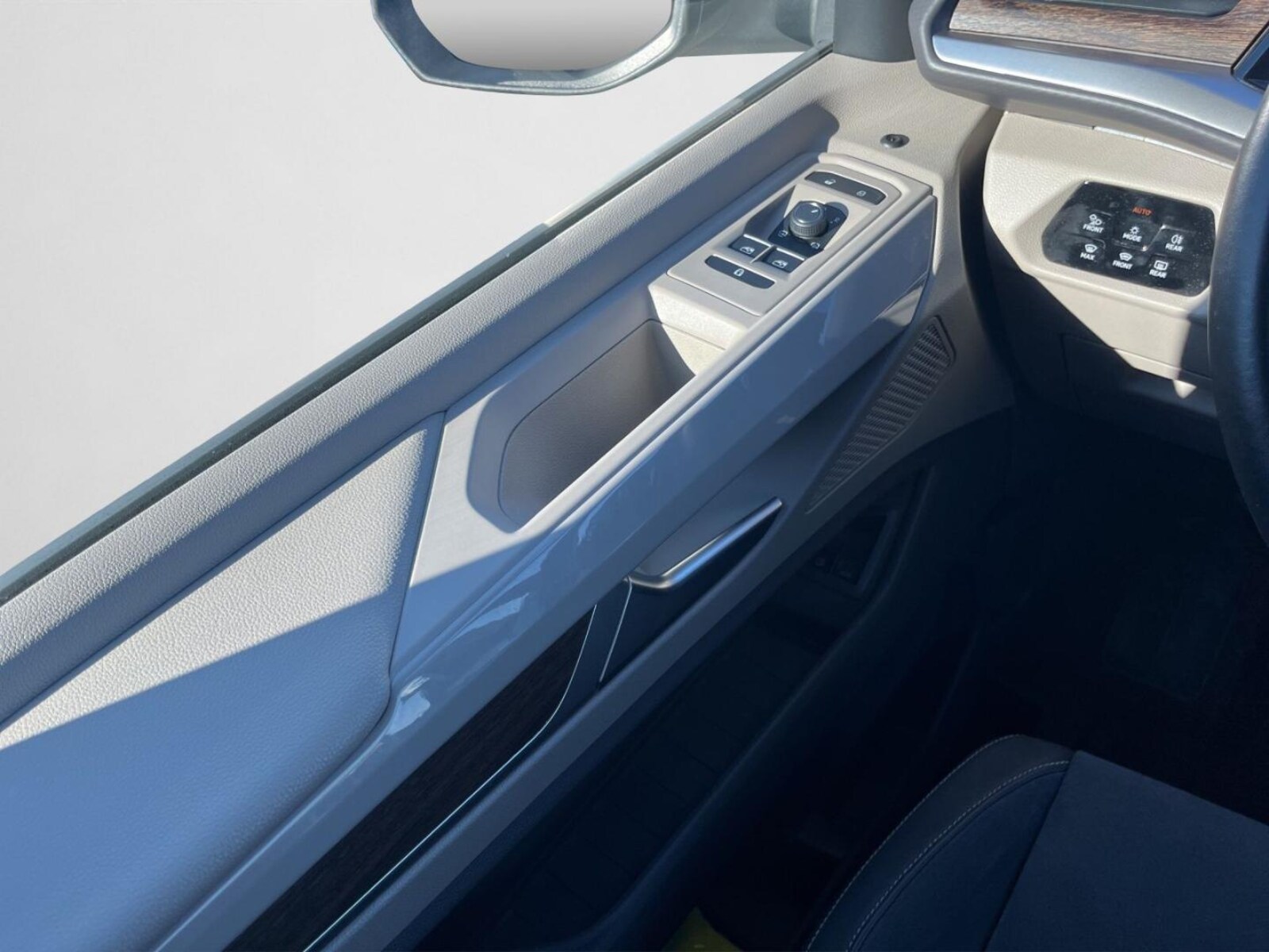 Volkswagen Multivan – Bild 13