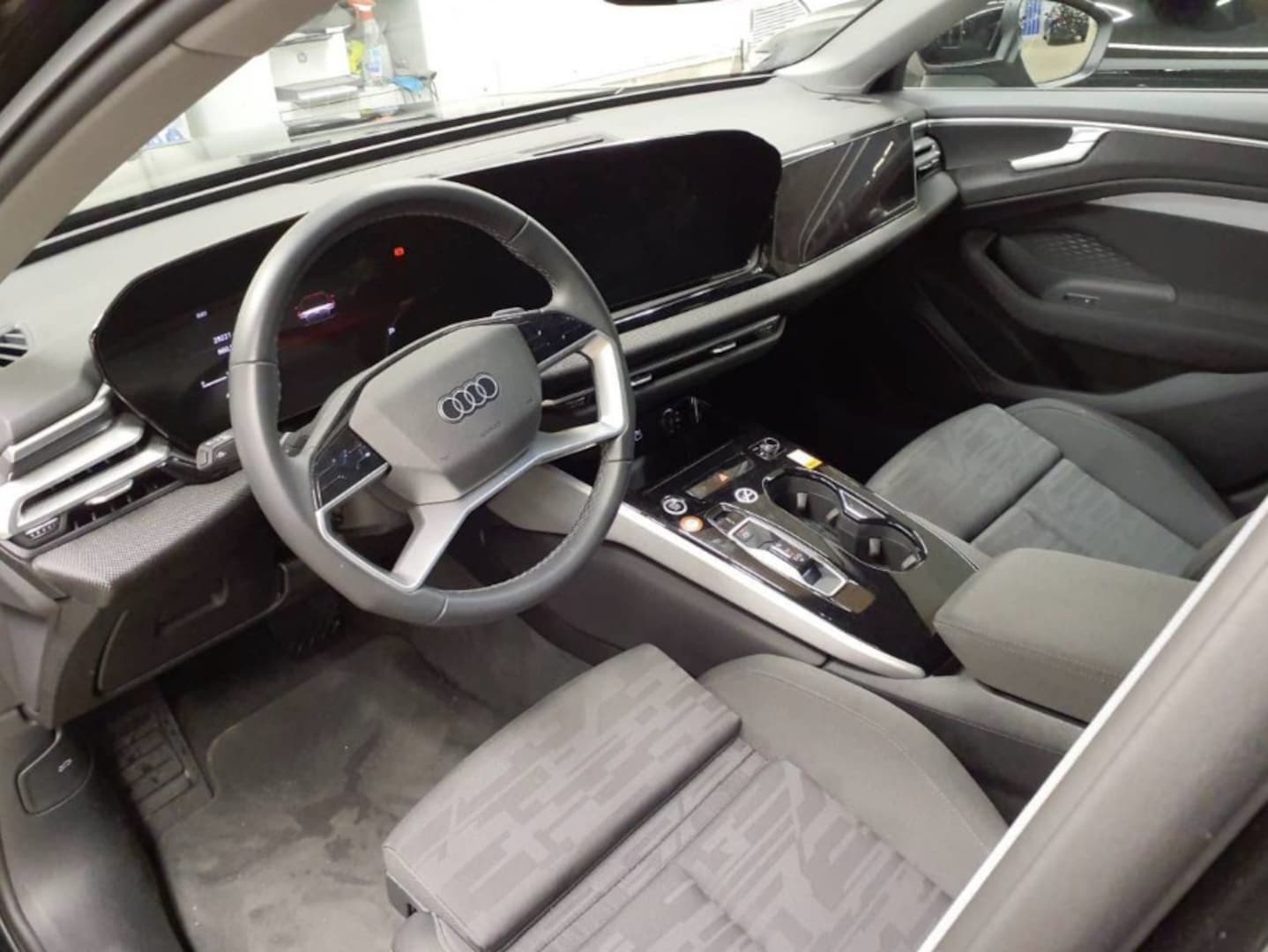 Bild über Audi A6 Limousine TDI 150 kW S tronic - für weitere Informationen kontaktieren Sie den Audi Partner