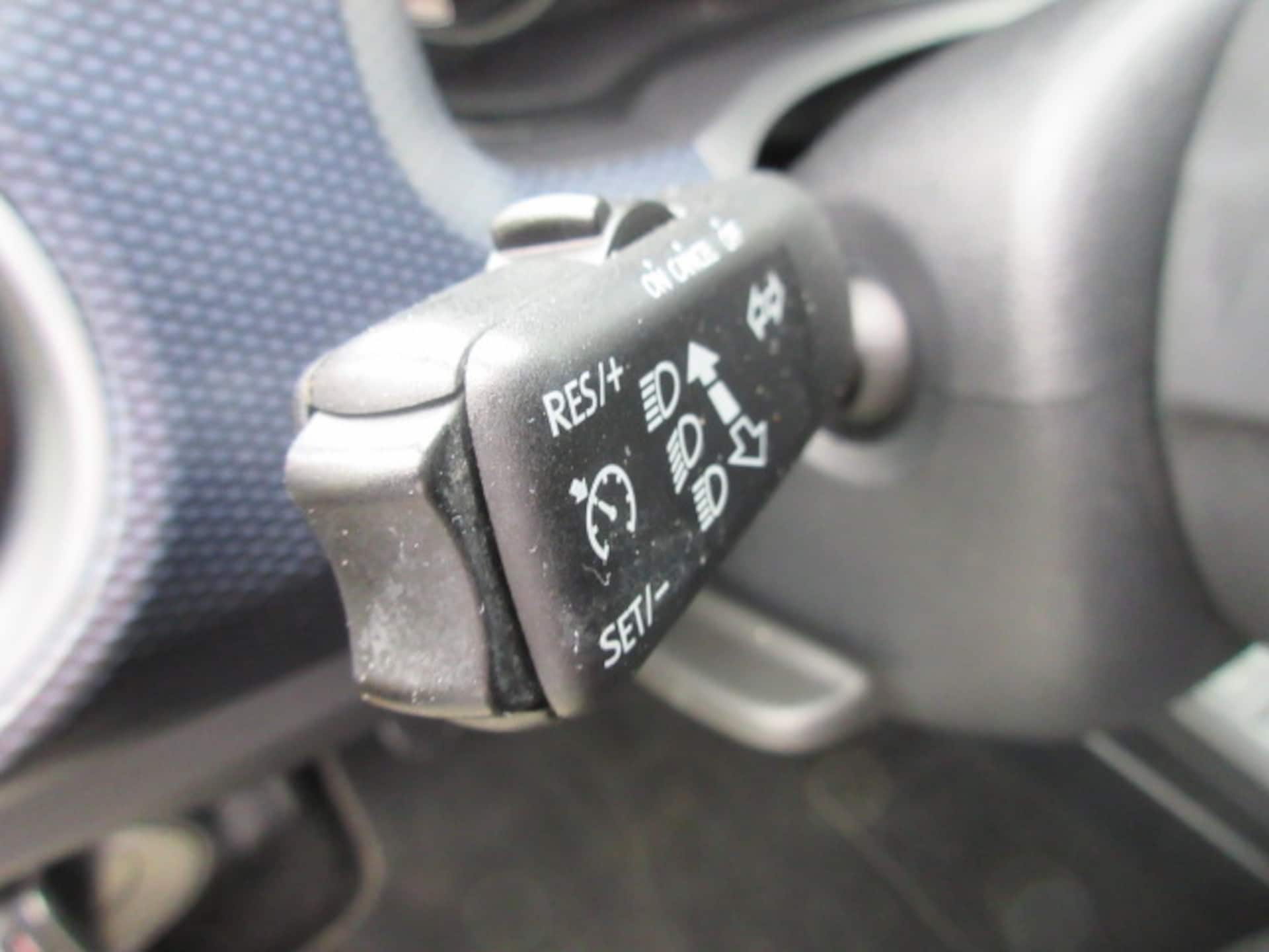 Volkswagen up! UNITED