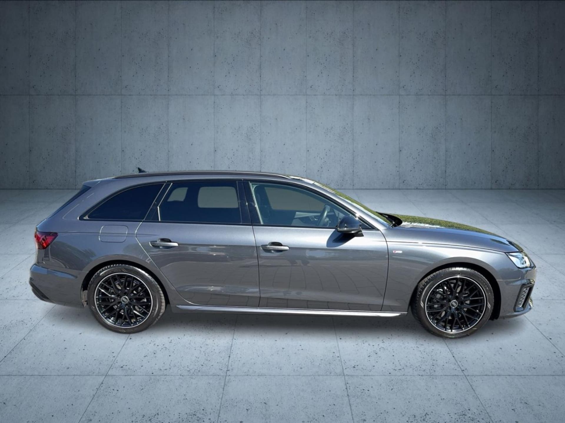 Audi A4 Avant S line