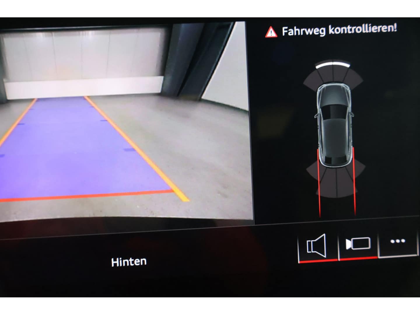 Bild über Audi Q5 Sportback 40 TDI quattro S tronic - für weitere Informationen kontaktieren Sie den Audi Partner